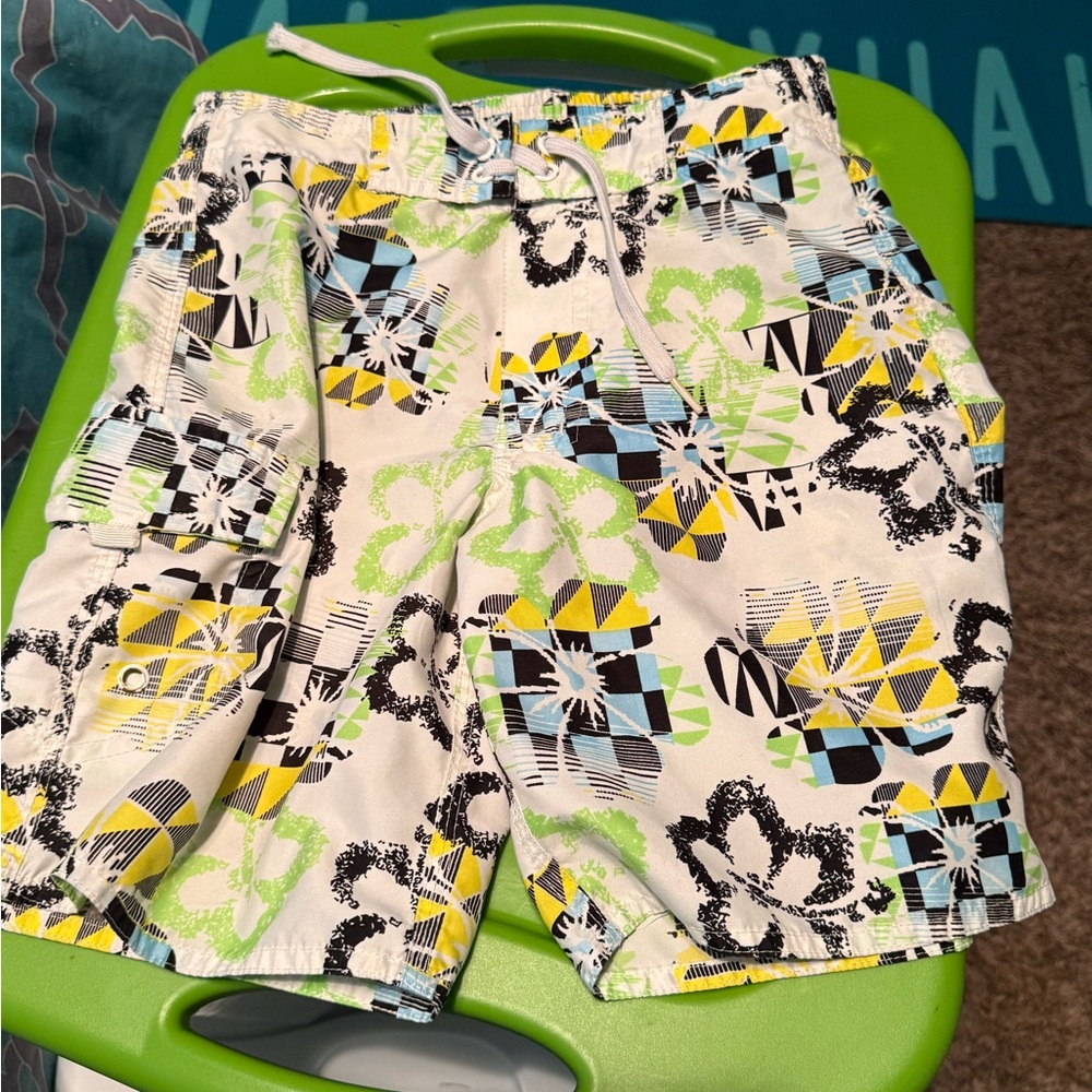 2 pair boys swim trunks - Picture 8 of 11
